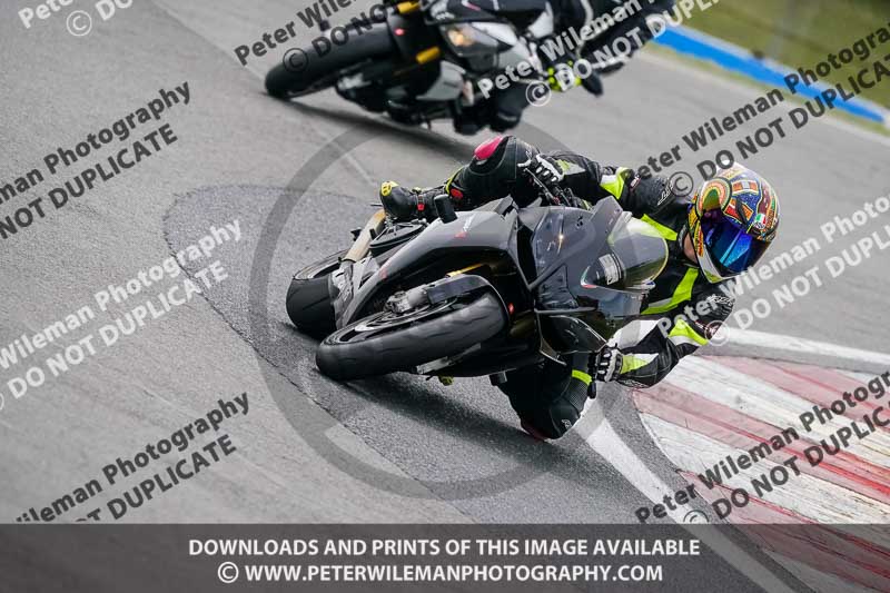 donington no limits trackday;donington park photographs;donington trackday photographs;no limits trackdays;peter wileman photography;trackday digital images;trackday photos